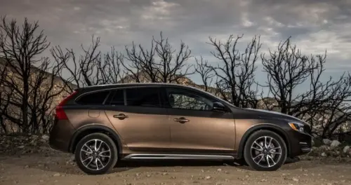 Noleggio auto lungo termine low cost, ecco tutte le soluzioni