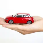 Assicurazioni low cost: dove trovare i migliori affari per auto e moto