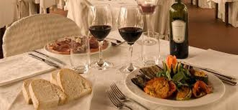 A Firenze nasce “L’é maiala”, ristorante dove si pratica il baratto