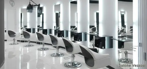 Sogni un tuo salone di bellezza? L’arredamento low-cost è su salonearreda.it