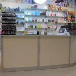 Arredare low-cost, ma con intelligenza: l’importanza del bancone da negozio.